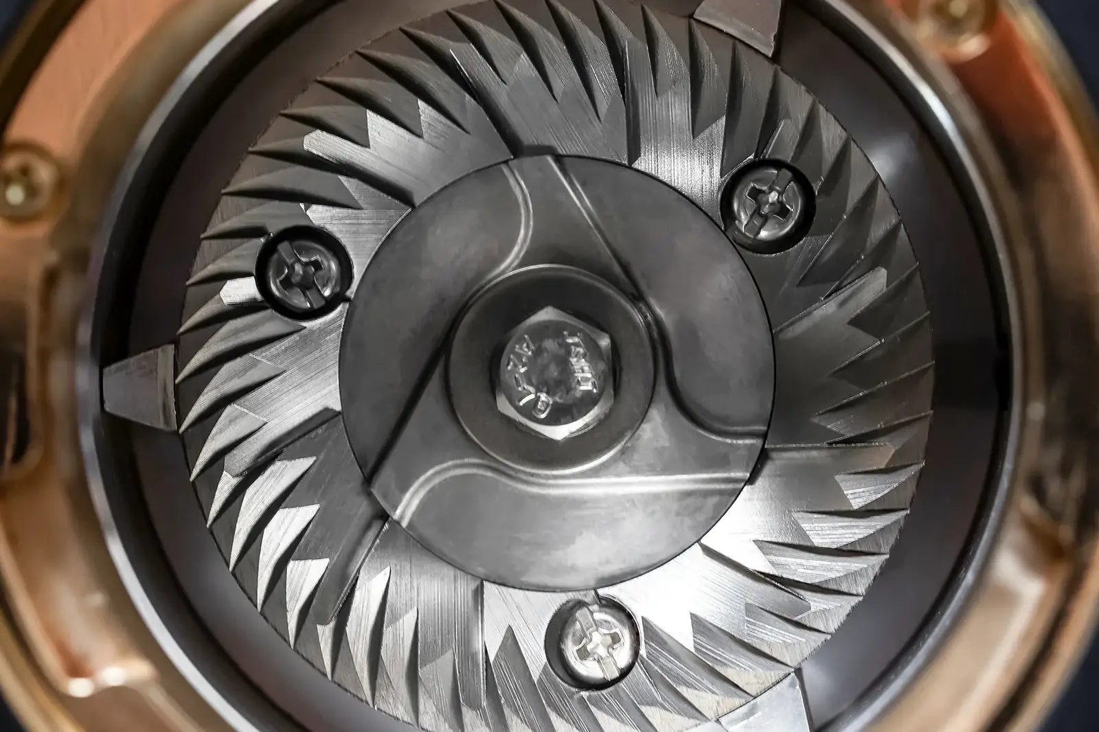 WPM ZP-1 64mm flat burrs — grind consistency untuk espresso berkualitas tinggi